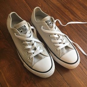 NWOT converse all star size 8 grey perforated